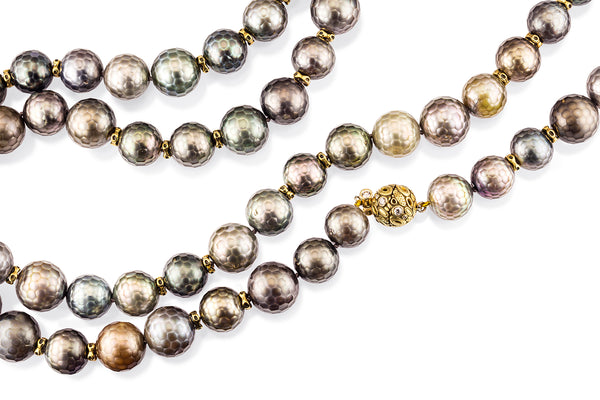 How Much Elegance Can A Pearl Necklace Add To Your Bridal Gown?