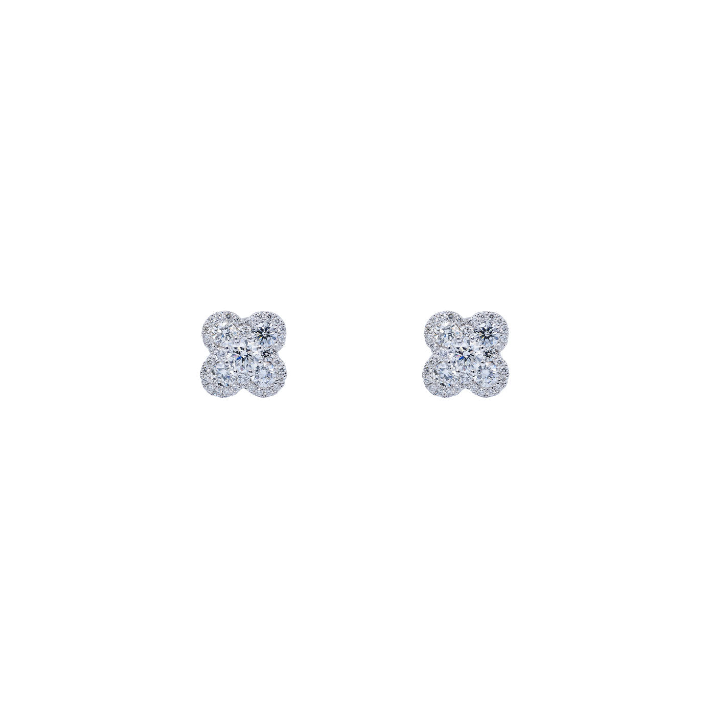 18 Karat White Gold Clover Earrings With Diamonds