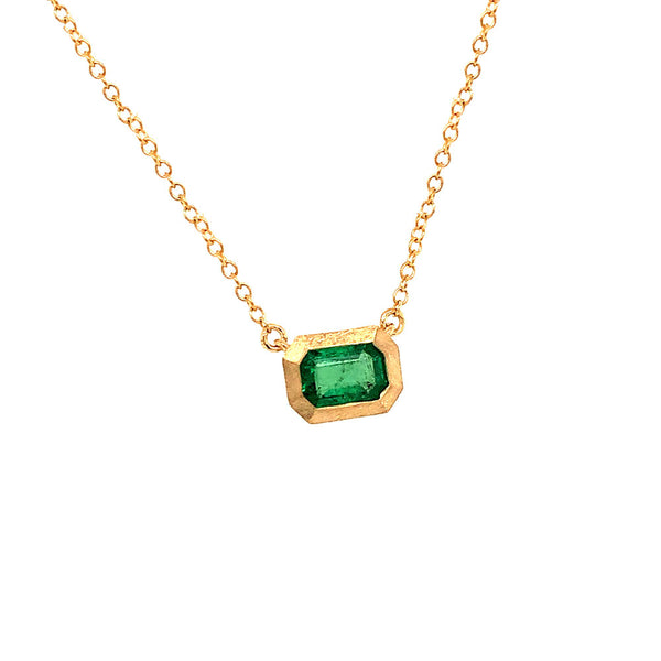 14 Karat Yellow Gold Bezel Set Emerald Necklace