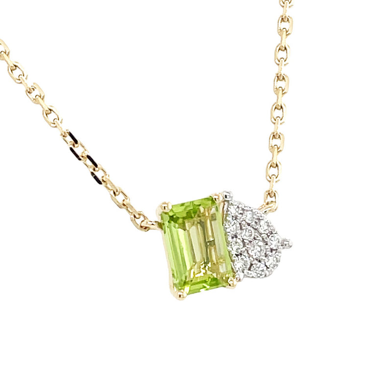 14 Karat Yellow Gold Toi Et Moi Peridot and Diamond necklace