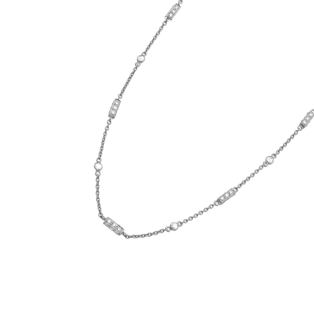 18 Karat White Gold Barrel Chain Necklace with Diamonds