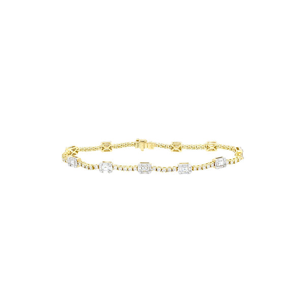 18 Karat Yellow Gold Station Bracelet with Baguette and Round Diamonds