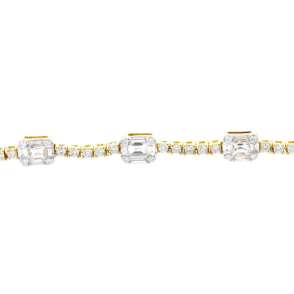 18 Karat Yellow Gold Station Bracelet with Baguette and Round Diamonds