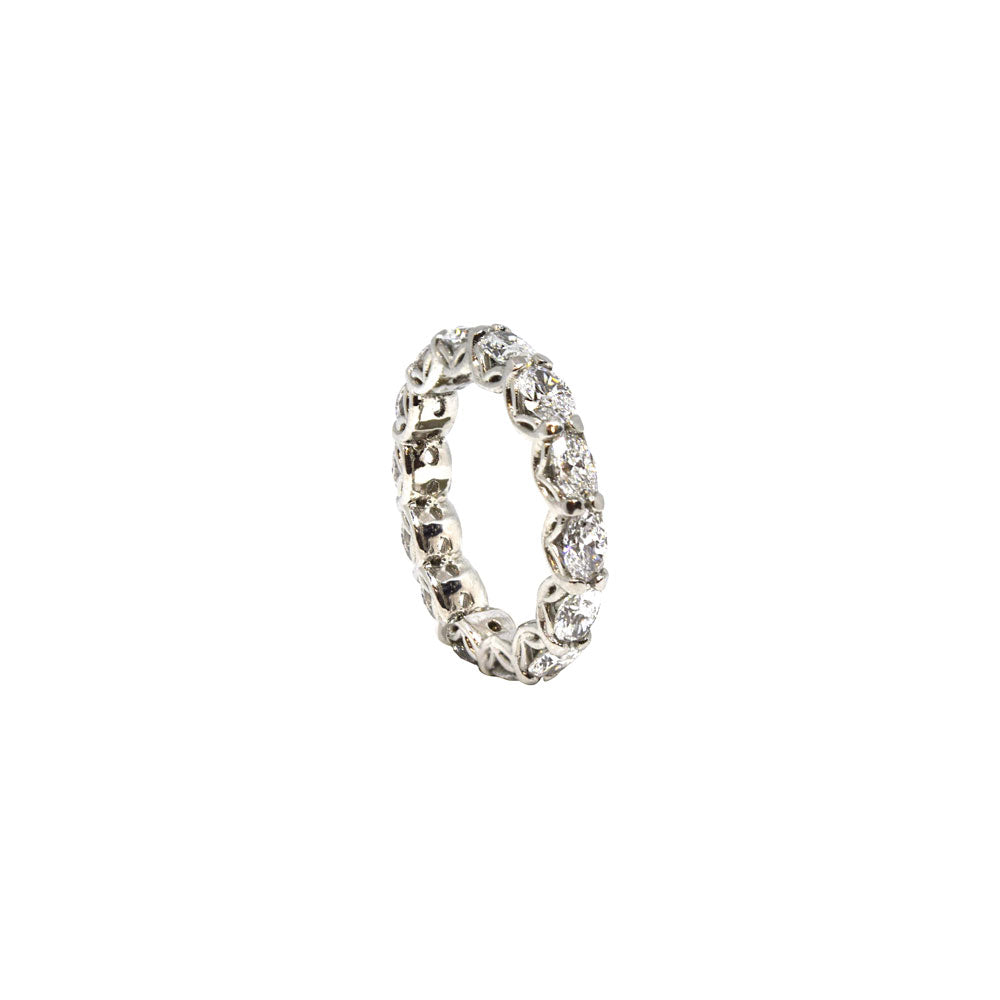 14 Karat White Gold Oval Diamond Eternity Wedding Band