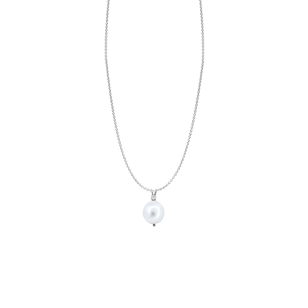 14 Karat White Gold Drop Pendant with FreshWater Pearl and Diamond