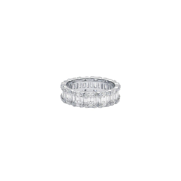 18 KARAT WHITE GOLD DIAMOND ETERNITY BAND