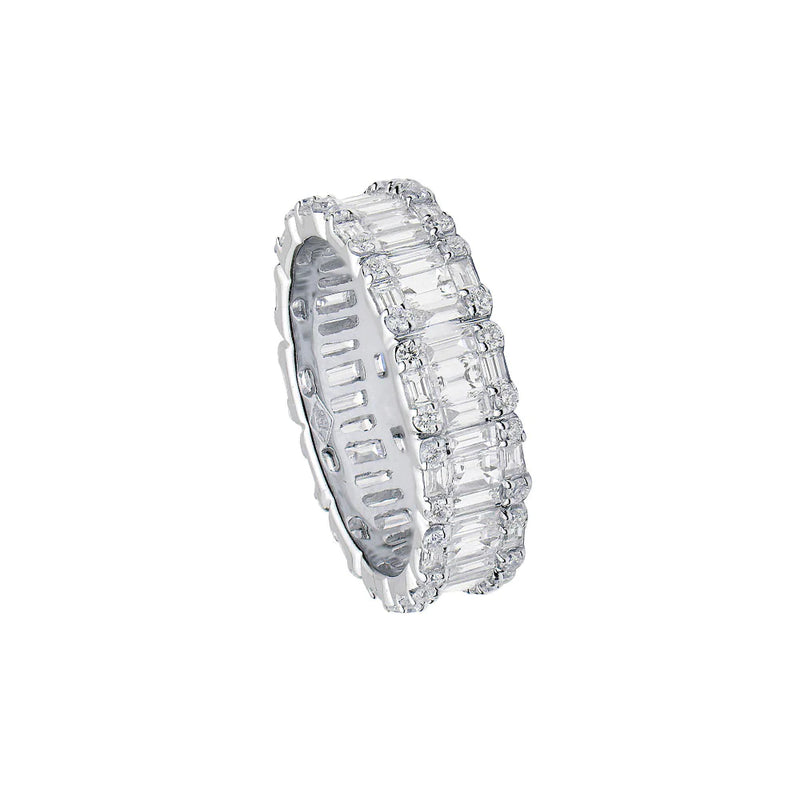 18 KARAT WHITE GOLD DIAMOND ETERNITY BAND