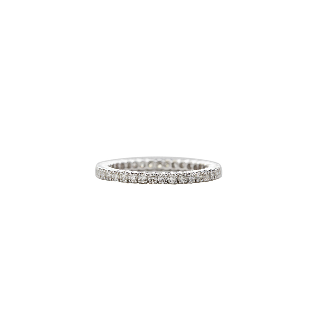 18 Karat White Gold Diamond Prong Set Wedding Band